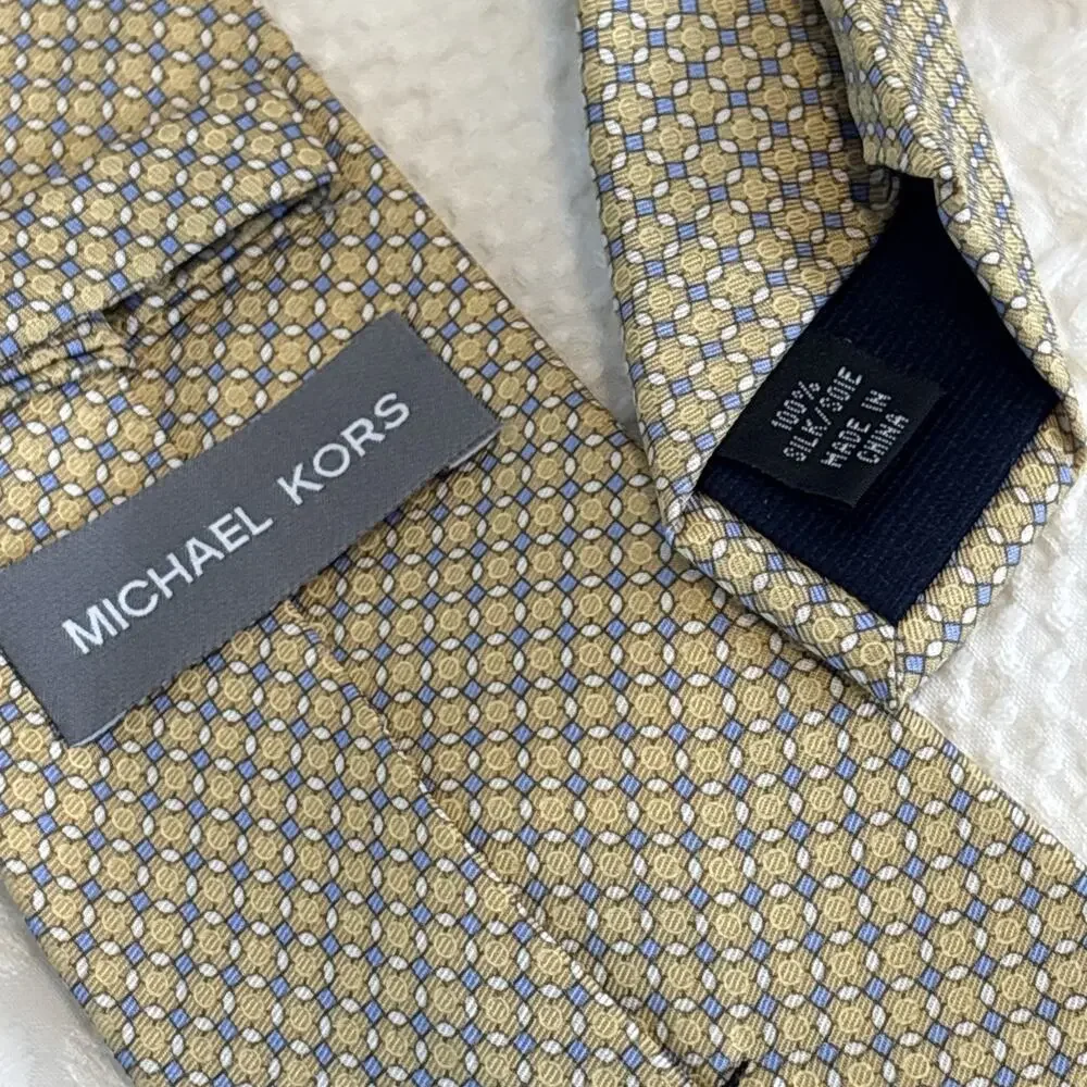 Michael Kors Yellow With Blue Diamond Neck Tie New Condition